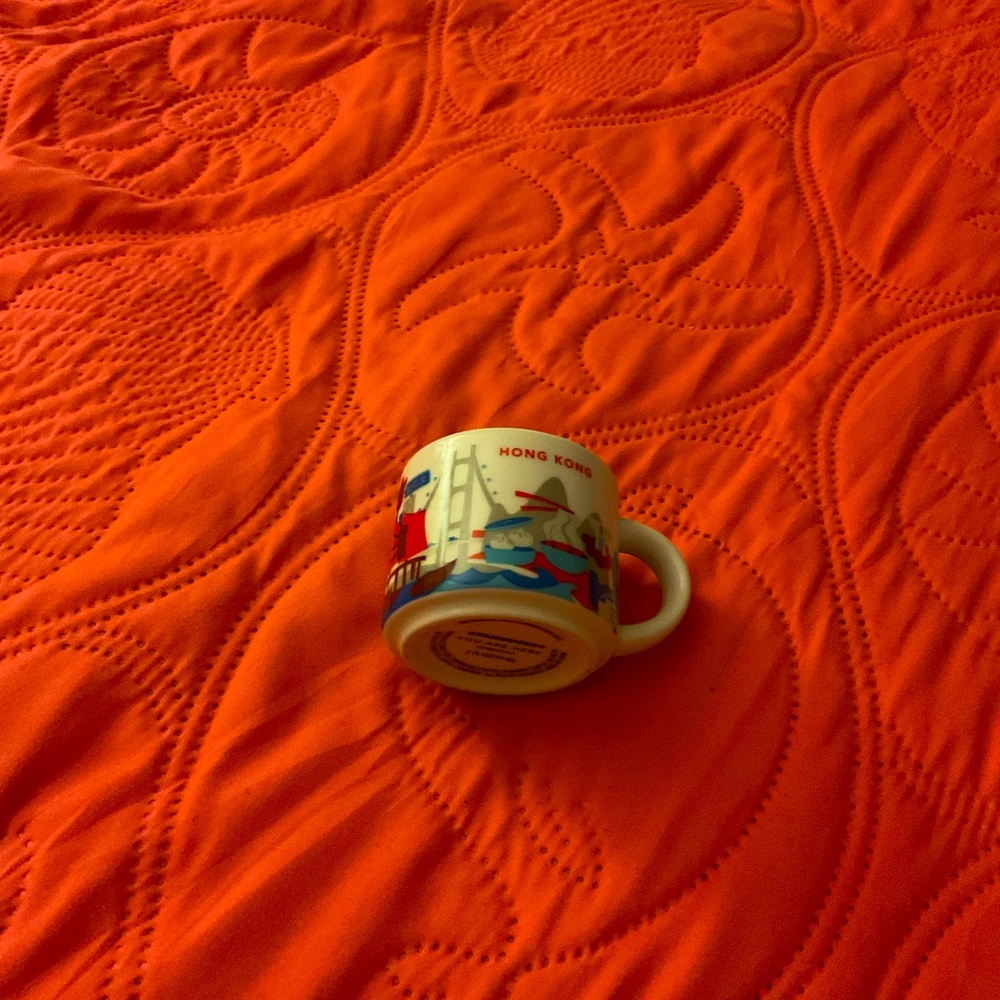 Starbucks tiny YOU ARE HERE mug. HONG KONG.
